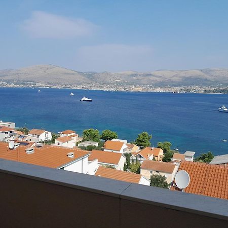 Apartment Kvesic Trogir Kültér fotó