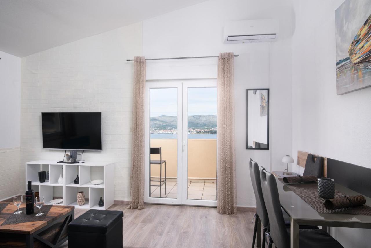 Apartment Kvesic Trogir Kültér fotó