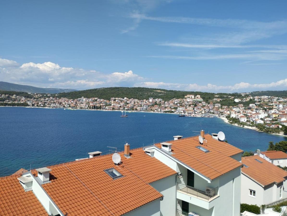 Apartment Kvesic Trogir Kültér fotó